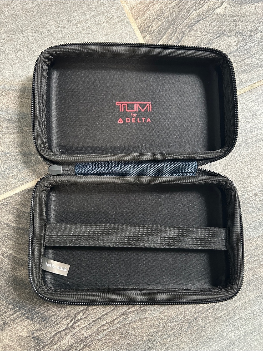 Tumi Navy Hard Shell Accessory Case - Picture 2 of 2